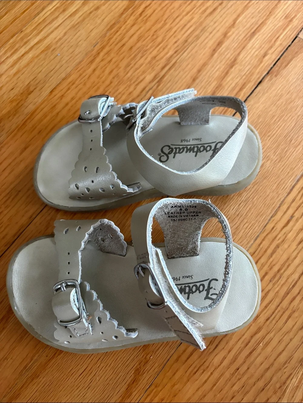 FootMates Metallic Gold/Silver Toddler Buckle Sandals
